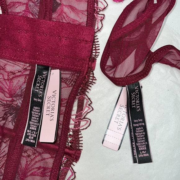(L) 2pcs Victoria’s Secret Floral Embroidered Set Garter and Thong Panty - Picture 13 of 14